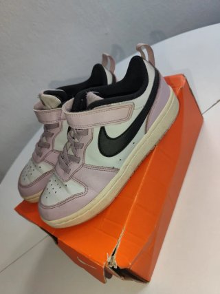 Zapatillas Nike Niña Rosa y Blanca