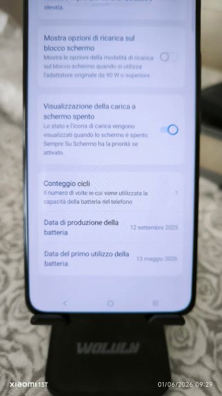 Vivo V50 con lenti Zeiss