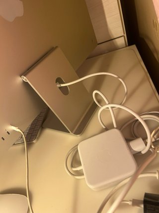 Apple iMac 2021 24'' 512GB Plata