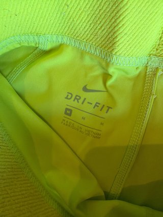 Shorts deportivos Nike Pro verde neón