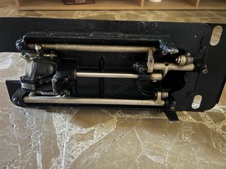Máquina de coser ALFA clásica Eibar