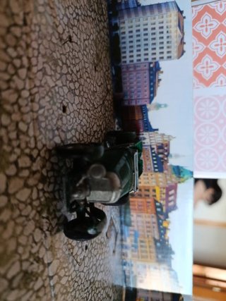 Lesney Bentley