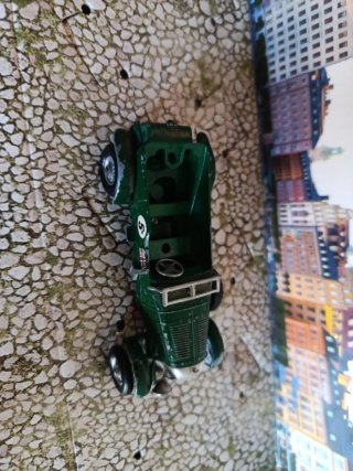 Lesney Bentley