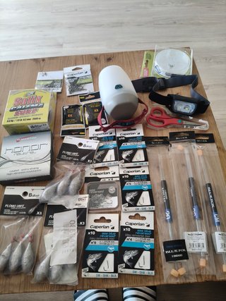 Caja de pesca con accesorios