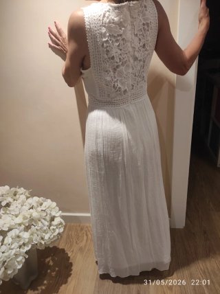 Vestido blanco estilo ibicenco