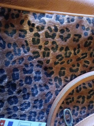 Bolso marca Misako nuevo a estrenar con etiquetas.