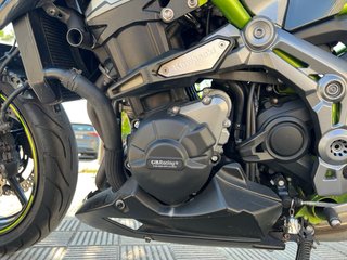 Kawasaki Z900 A2 Negra y Verde
