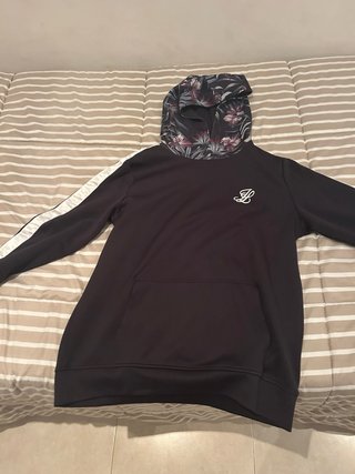 Sudadera SikSilk Negra Capucha Floral
