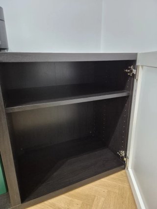Mueble bajo BESTA negro/marron