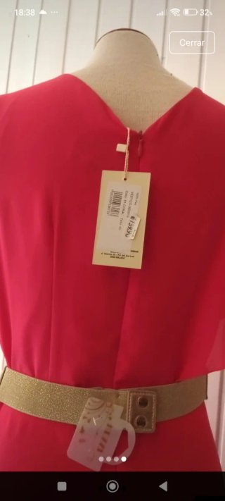 Vestido largo coral gasa vuelo cinturón dorado