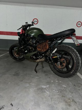 Suzuki GSX 600 Naked