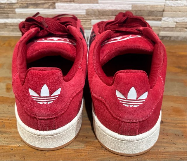 Adidas Campus Talla 42.5 Rojas