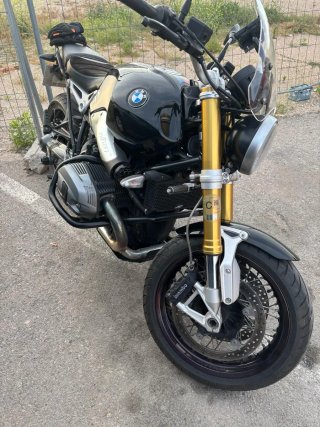 BMW R nineT Negra y Plateada
