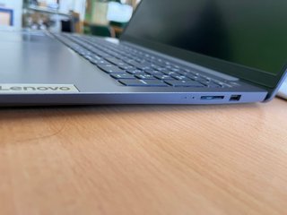 Portátil Lenovo IdeaPad Slim 3 15IAH8 Gris