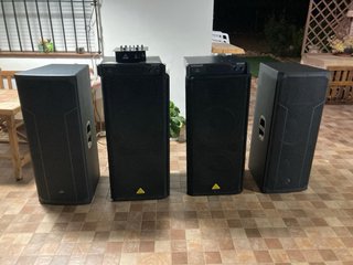 Altavoces DAS y Behringer