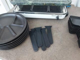 Pietra Raclette Grill con accessori