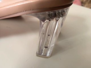 Sandalias transparentes beige