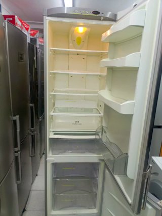 Nevera combi marca Fagor 200/60 A+ con garantía