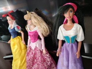 Lote 3 Principesse Disney: Aurora, Biancaneve, Esmeralda