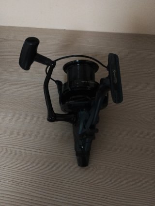 Carrete de pesca Daiwa 10000
