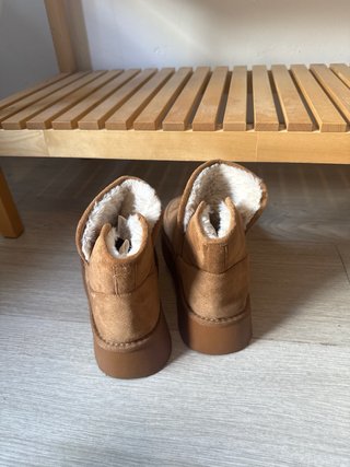 Botas tipo UGG marrones