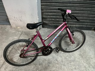 Bicicleta infantil rosa