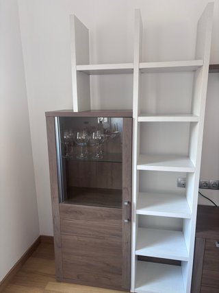 Mueble salón SEPARABLE con vitrina y estantería
