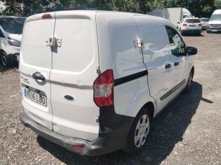 Ford Transit Courier 120.000 kilometros