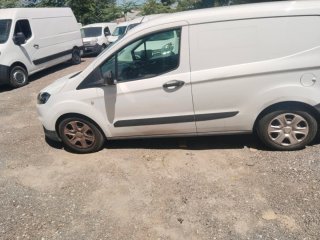 Ford Transit Courier 120.000 kilometros
