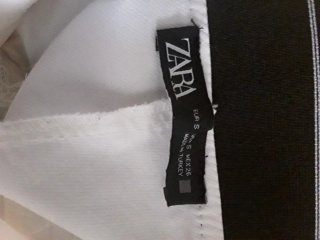 Pantalón blanco Zara
