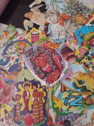 150 cromos troquelados vintage