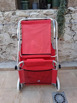 Dos Hamacas plegable con ruedas y parasol