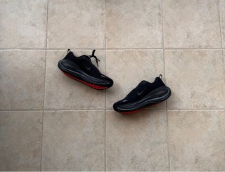 Nike Vomero Plus Bright Crimson / Talla 42