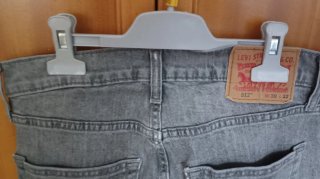 Pantalón Levis 512 W30 L32 Gris