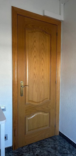 Puertas de madera maciza con cristal