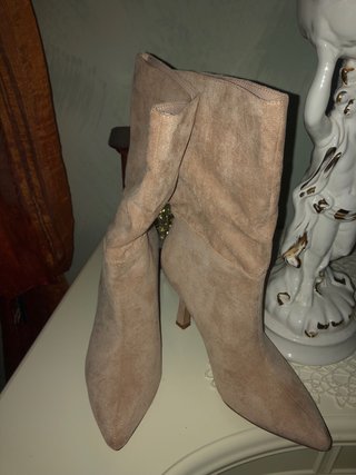 3 paia scarpe nuove. stivale nunero 39 .