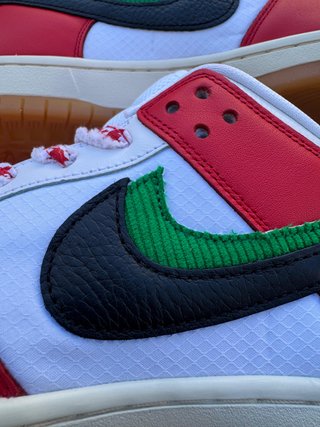 Sapatilhas Nike SB Dunk Low Frame Skate Habibi