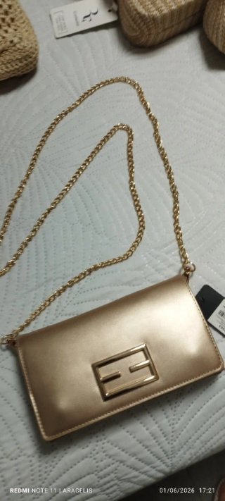 Bolso Fendi Dorado Cadena Polipiel