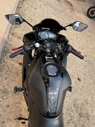 Yamaha YZF R3 Negra y Roja