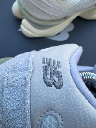 Sapatilhas New Balance 9060 Quartz Grey