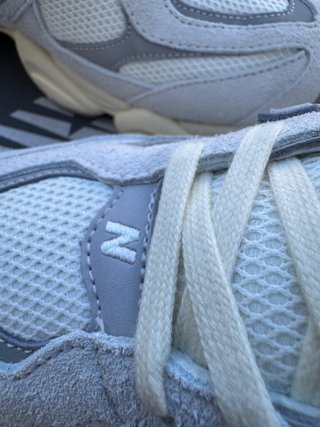 Sapatilhas New Balance 9060 Quartz Grey