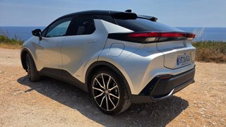 C-HR Hybrid 200 GR Sport AWD PERMANENTE 4X4 CVT