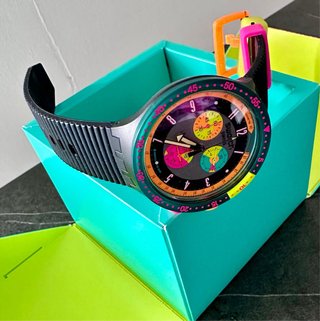 Swatch Reloj Neon Sepia Multicolor