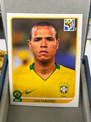 Cromo Luis Fabiano Mundial 2010 Brasil