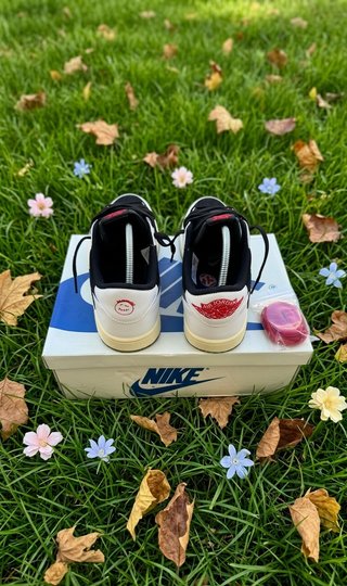 Sapatilhas Jordan 1 Travis Scott Olive Retro Low