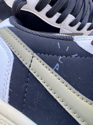 Sapatilhas Jordan 1 Travis Scott Olive Retro Low