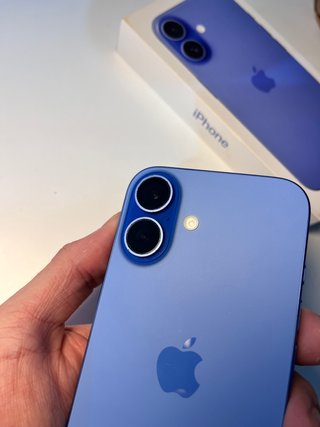 iPhone 16 94% Batteria ORIGINALE Blu