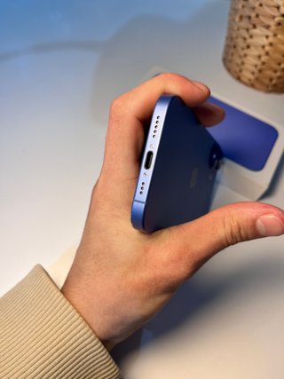 iPhone 16 94% Batteria ORIGINALE Blu