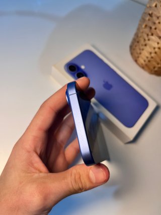 iPhone 16 94% Batteria ORIGINALE Blu