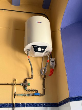 Termo de agua eléctrico 30L